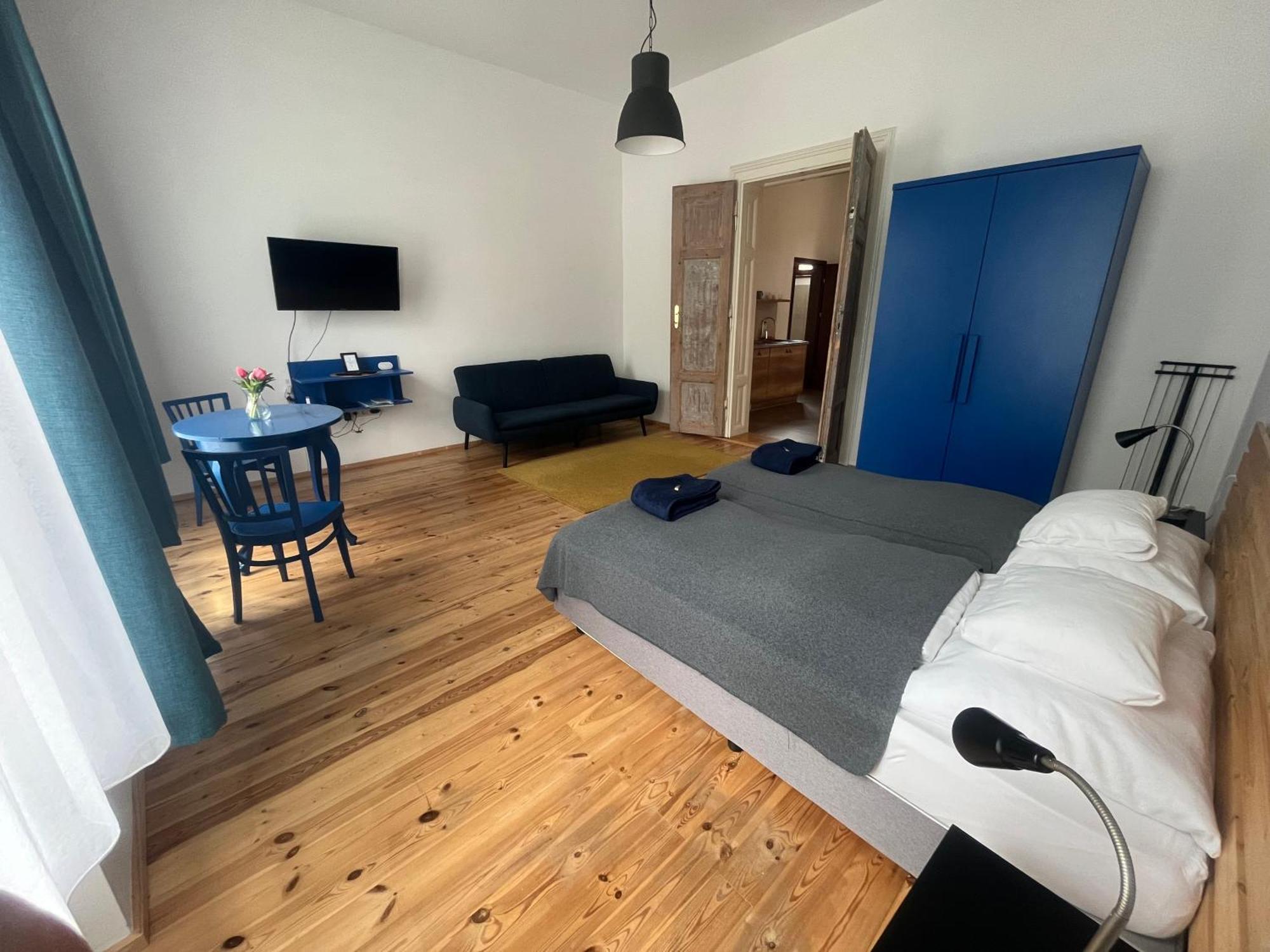 Varkeruelet 6 Apartman Sarvar Ngoại thất bức ảnh
