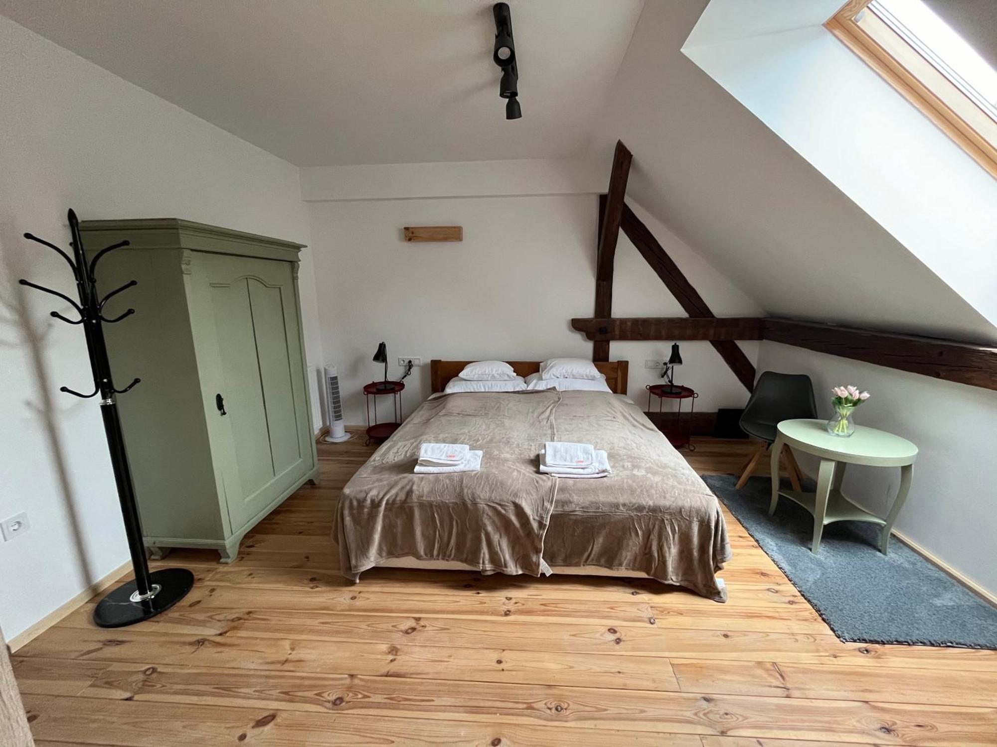 Varkeruelet 6 Apartman Sarvar Ngoại thất bức ảnh